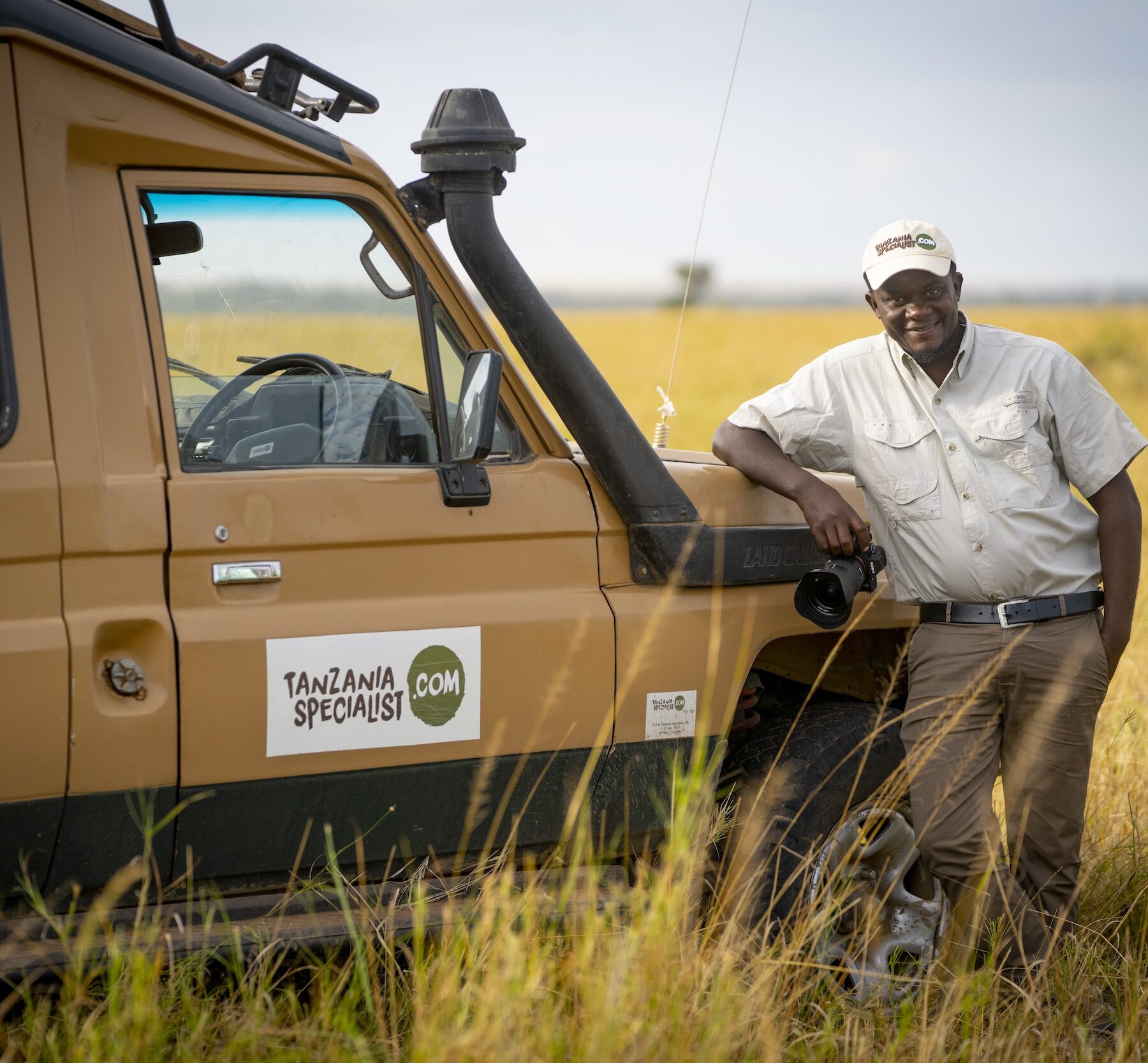 Jeep guide Tanzania Specialist