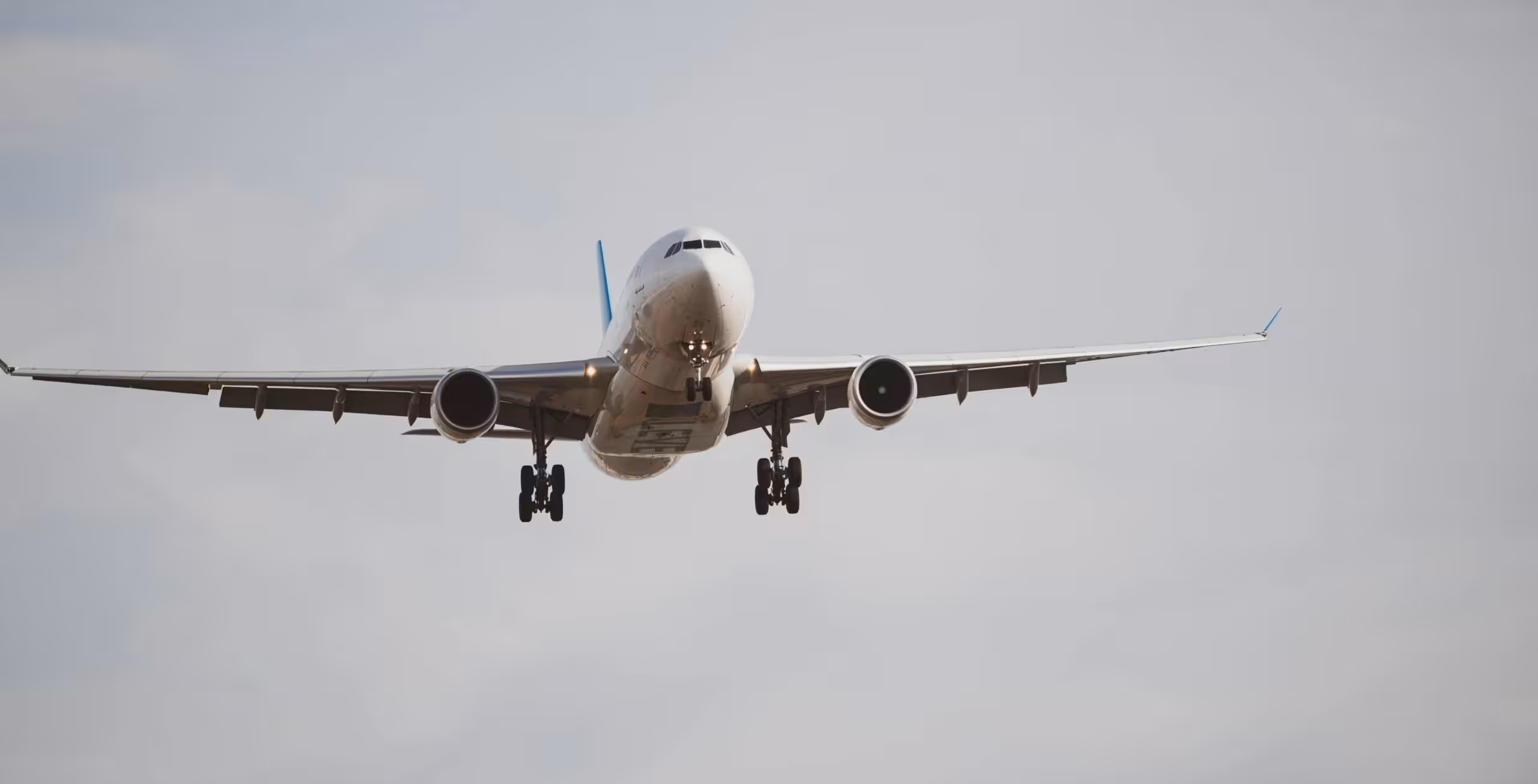 Flyvning til Dar Es Salaam og videre hjemrejse